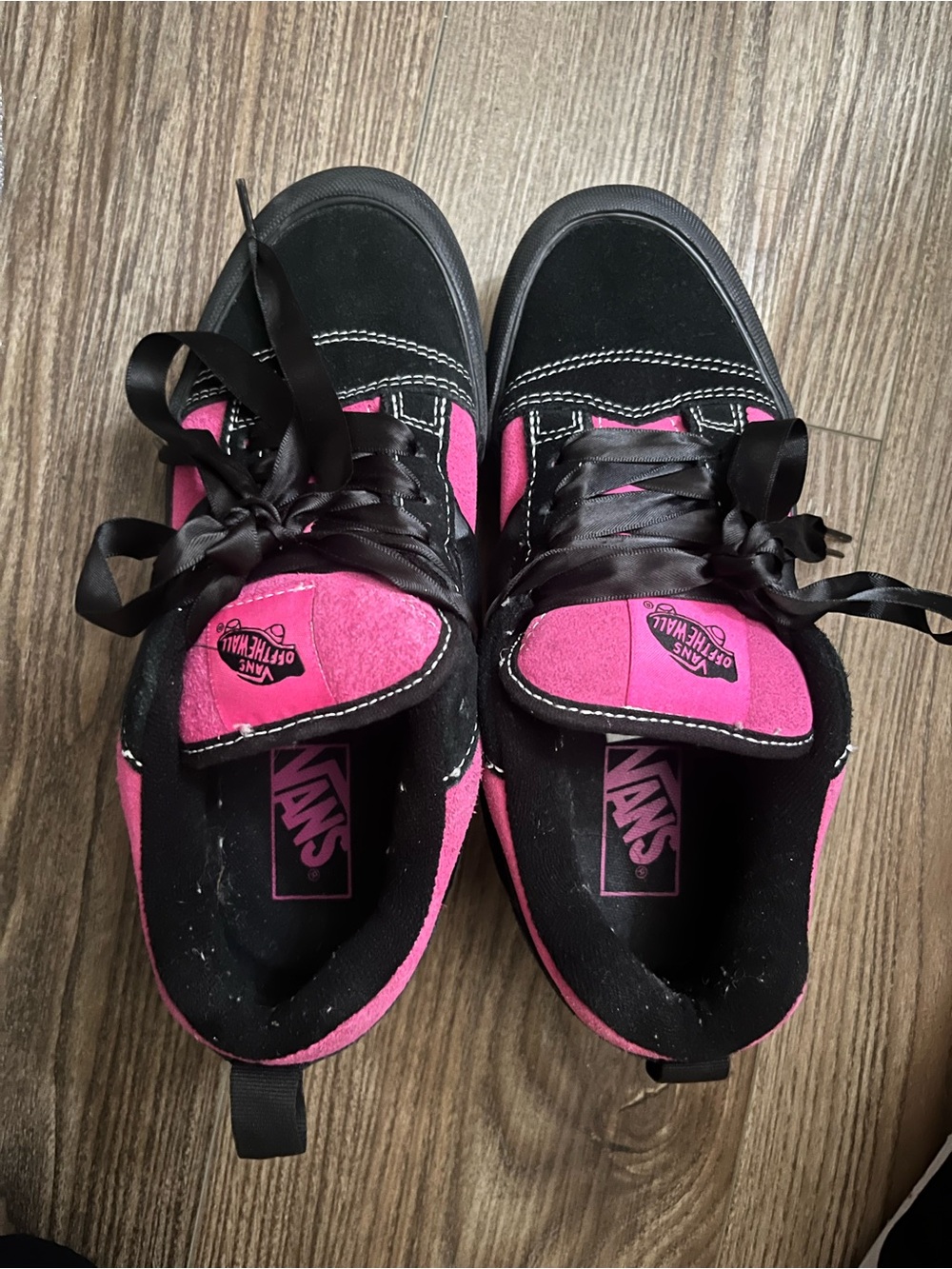 Vans Platform Black and Hot Pink Skate Sneakers 7 - Picture 8 of 10